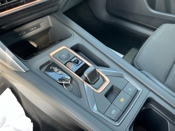 SEAT CUPRA LEON ST Cupra Leon ST-020.jpg